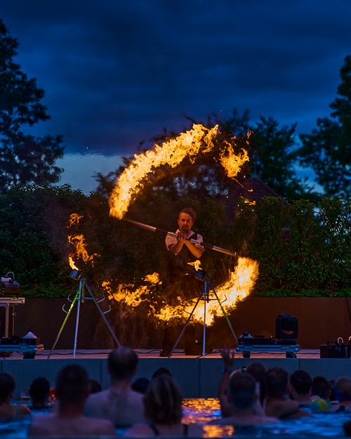 Feuershow Finale in der Therme